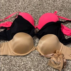 Victoria’s Secret 34B Bra Bundle (3 bras)